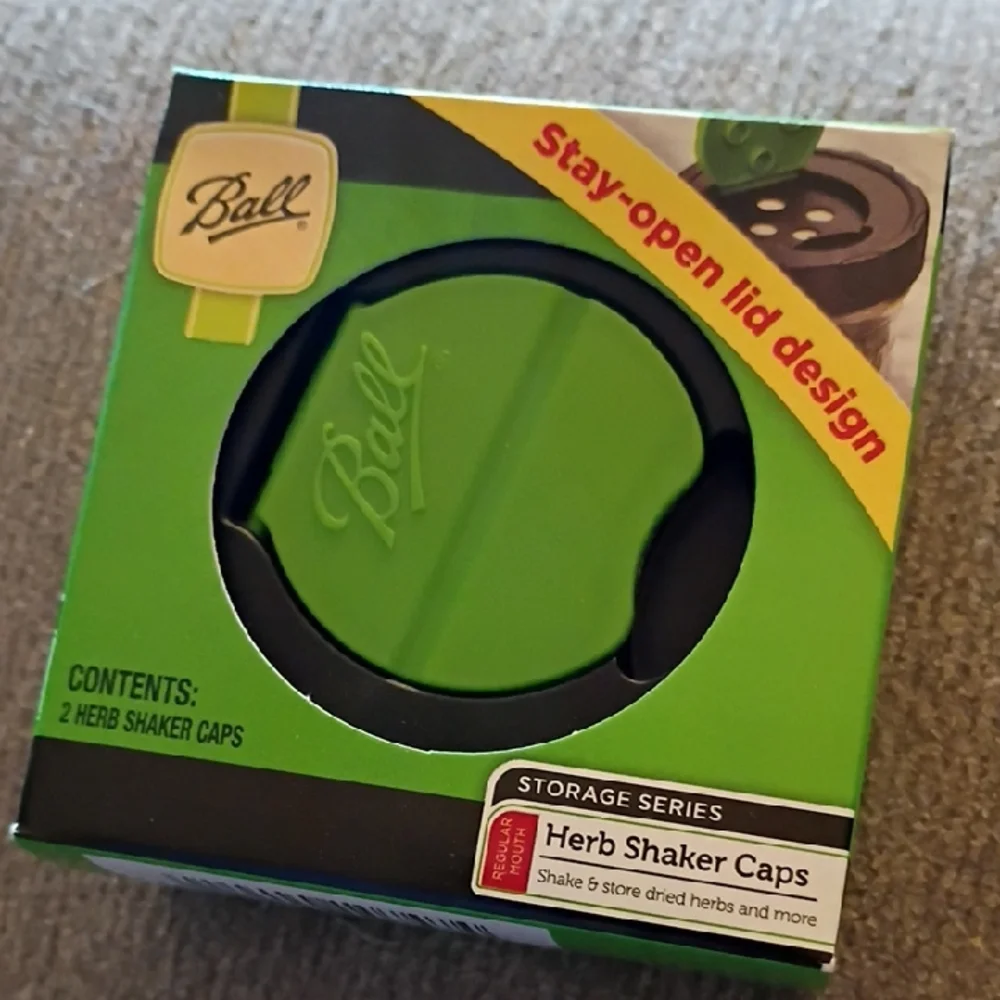 Ball Green Herb Shaker Caps - Picture 1 of 2